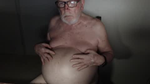 Snapshot of capt5105 chatting on February 23, 4:02 pm capt5105 online show from February 23, 4:02 pm