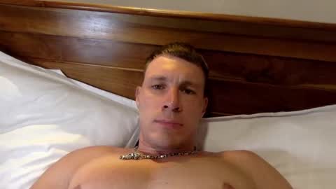 Snapshot of capt_oliver chatting on December 16, 5:54 pm follow my twitter  online show from December 16, 5:54 pm