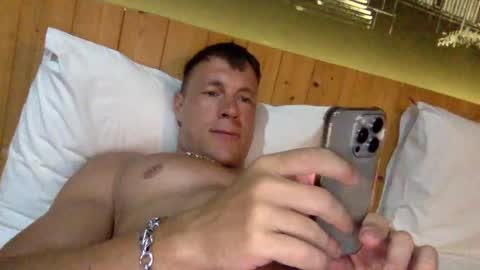 Snapshot of capt_oliver chatting on February 3, 6:17 pm follow my twitter  online show from February 3, 6:17 pm