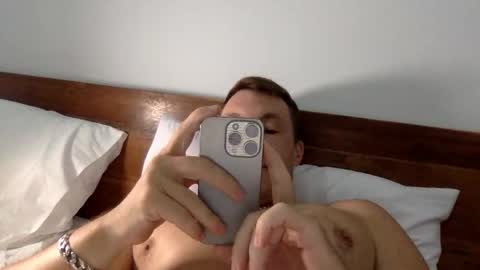 Snapshot of capt_oliver chatting on October 13, 5:29 am follow my twitter  online show from October 13, 5:29 am