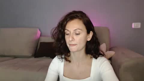 Snapshot of carakat chatting on February 14, 12:19 am carakat online show from February 14, 12:19 am