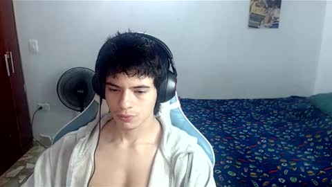 Snapshot of carapalida9008 chatting on November 27, 12:07 pm carapalida9008 online show from November 27, 12:07 pm