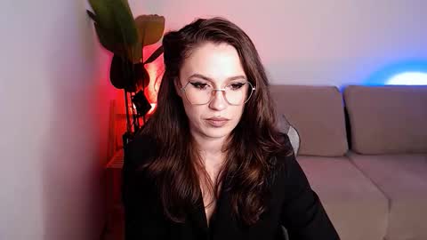 Snapshot of care_sensual chatting on November 20, 4:40 pm Mary online show from November 20, 4:40 pm