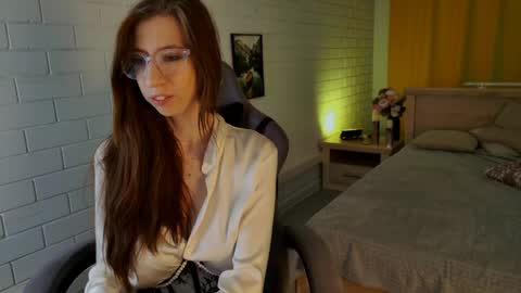 careyjonas online show from April 13, 5:18 pm