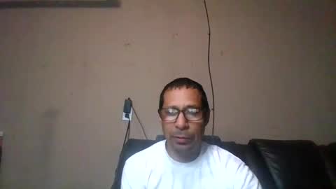 Snapshot of cargopipe2000 chatting on November 25, 7:19 am Adams huge online show from November 25, 7:19 am