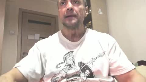 Laz online show from February 17, 9:52 pm