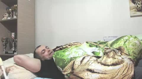 Laz online show from February 28, 1:26 am