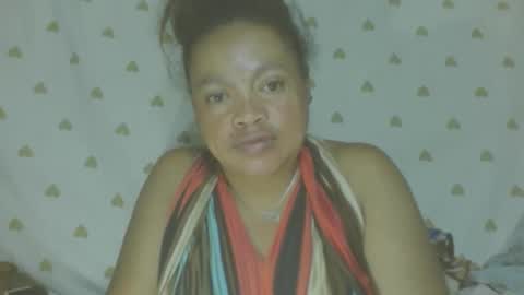carinesexy69 online show from May 19, 2:07 am