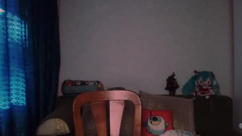 Snapshot of carinfox chatting on February 12, 6:40 am Carin online show from February 12, 6:40 am