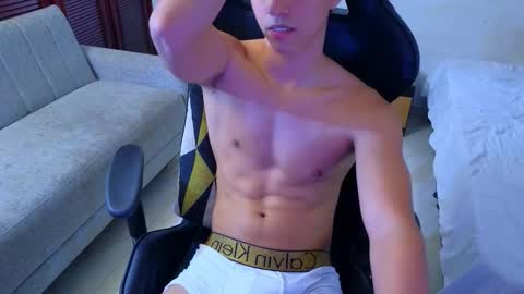 carl_dixon online show from January 10, 6:31 pm