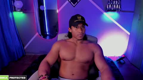 Snapshot of carl_smithh chatting on December 10, 7:58 am Carl online show from December 10, 7:58 am