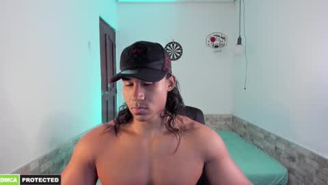 Snapshot of carl_smithh chatting on November 16, 3:01 am Carl online show from November 16, 3:01 am