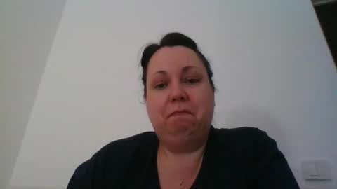 Snapshot of carlaruth chatting on November 11, 4:45 am Carlaruth online show from November 11, 4:45 am