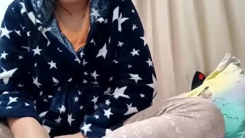 Snapshot of carlasweet00 chatting on October 15, 1:17 am carlasweet00 online show from October 15, 1:17 am