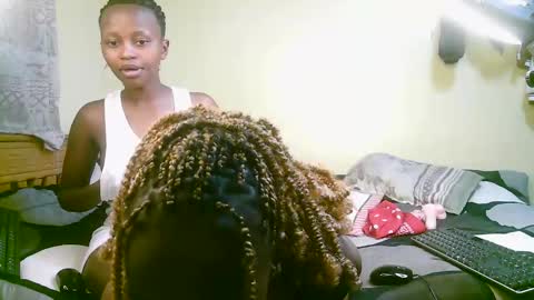 carlex_ online show from March 3, 8:32 pm