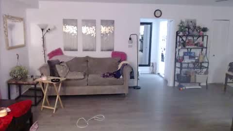 Snapshot of carliecreams chatting on September 25, 12:42 pm Carlie online show from September 25, 12:42 pm