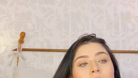 Snapshot of carline_jones chatting on March 4, 11:38 am Carline online show from March 4, 11:38 am