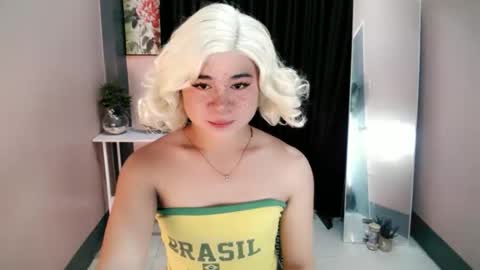 carlo_bigcock69 online show from September 28, 4:23 pm