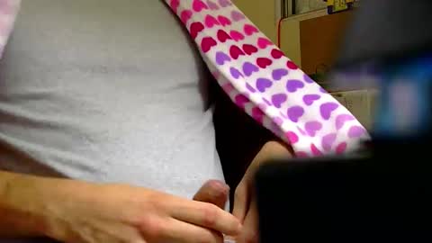 Snapshot of carlosd6969 chatting on December 21, 8:49 pm Hard4u online show from December 21, 8:49 pm