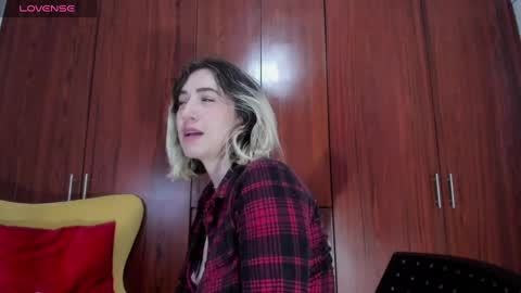 carly grasso  online show from September 10, 3:06 am