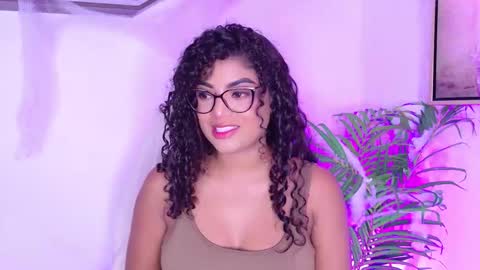 Snapshot of carly_monroe_ chatting on October 30, 10:10 pm Carly Monroe online show from October 30, 10:10 pm