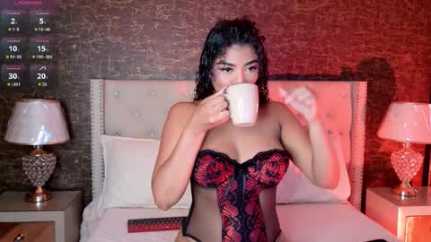 Snapshot of carly_monroe_ chatting on November 25, 10:04 am Carly Monroe online show from November 25, 10:04 am