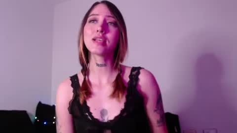 carmennrusso online show from October 10, 8:41 pm