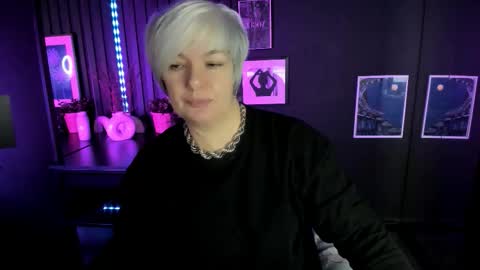 Snapshot of carmensoft chatting on November 18, 8:35 pm Carmen online show from November 18, 8:35 pm