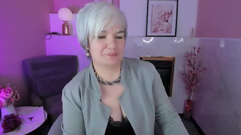 Carmen online show from March 25, 9:37 am