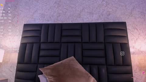 Snapshot of caro_martinezz chatting on January 16, 8:00 am online show from January 16, 8:00 am