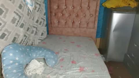 carol_lil1 online show from February 19, 6:42 am