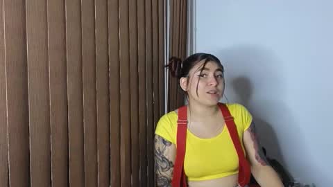 Snapshot of carolay759687 chatting on November 20, 2:45 am carolay759687 online show from November 20, 2:45 am