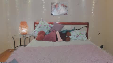 carolina_sky online show from February 19, 1:34 am