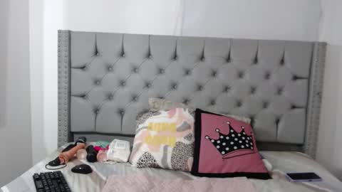 Carolina online show from January 23, 12:25 am