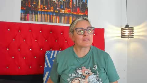 Carolina online show from October 25, 6:57 pm