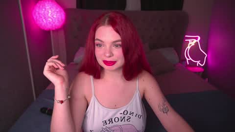 Snapshot of carolinadia chatting on December 2, 11:51 pm carolinadia online show from December 2, 11:51 pm