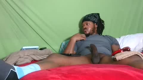 carolinayungin96 online show from October 1, 5:19 pm