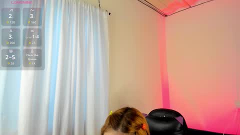 CarolineeGarcia online show from October 2, 1:18 pm