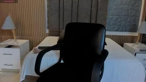 Caro  online show from November 22, 8:57 am