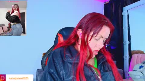 Carolinhe  online show from November 5, 8:31 pm