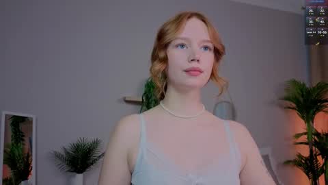 Snapshot of carolinnk chatting on September 25, 2:21 pm Caro online show from September 25, 2:21 pm