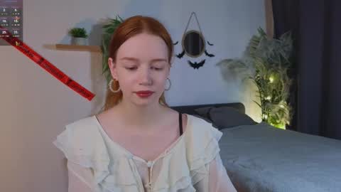 Snapshot of carolinnk chatting on October 25, 8:22 am Caro online show from October 25, 8:22 am