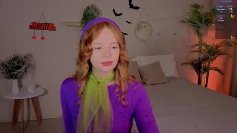 Snapshot of carolinnk chatting on October 31, 3:46 pm Caro online show from October 31, 3:46 pm