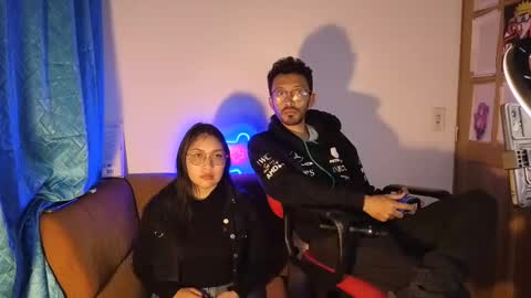 Snapshot of caroll_luna chatting on December 13, 1:48 am kitty online show from December 13, 1:48 am