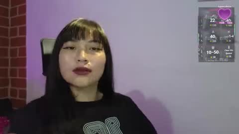 Snapshot of caroll_luna chatting on October 20, 2:01 am kitty online show from October 20, 2:01 am