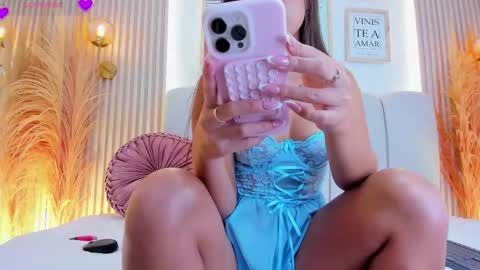 Carol Rivera  online show from October 20, 7:25 pm