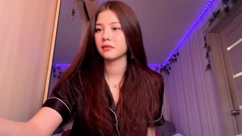 Emma online show from December 17, 6:08 am