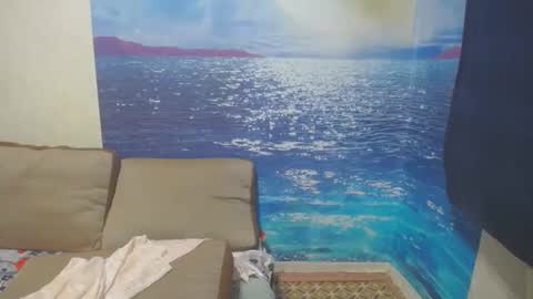 Snapshot of caroncapella chatting on March 7, 9:48 pm VicunaCool online show from March 7, 9:48 pm