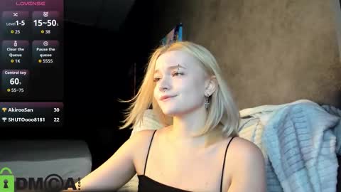 Snapshot of carrie_foster chatting on September 26, 4:22 pm Carrie foster online show from September 26, 4:22 pm