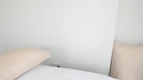 Snapshot of carrie_henn chatting on September 15, 6:46 am  Carrie  online show from September 15, 6:46 am